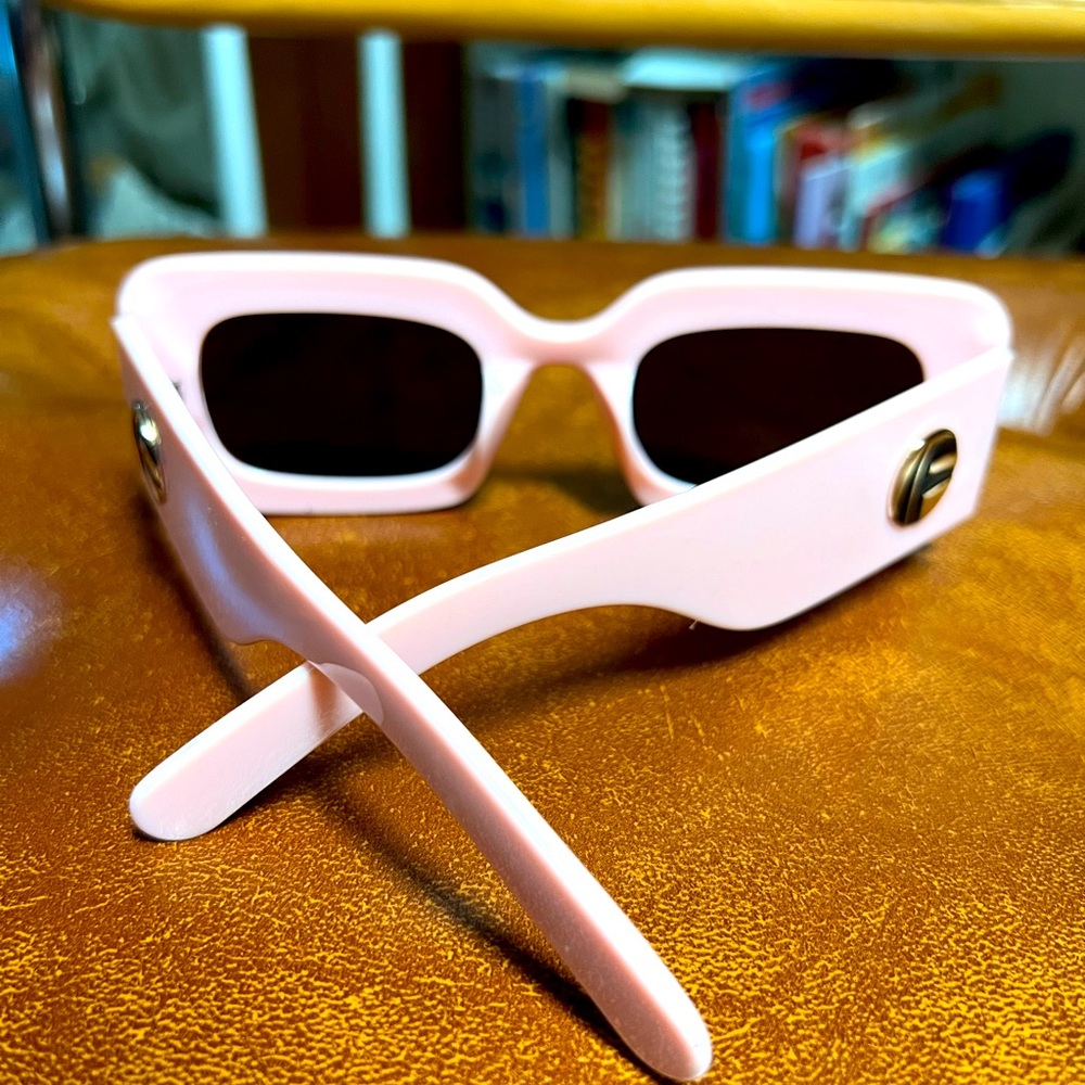 Rectangle Sunglasses - Picture 3 of 3